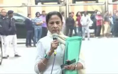 कोलकाता में ईडी की रेड, ममता बनर्जी ने दी कड़ी प्रतिक्रिया