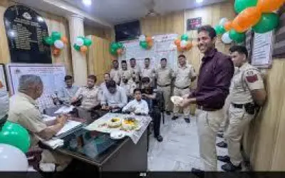 दिल्ली पुलिस ने पूरी की 9 साल के बच्चे की खास ख्वाहिश