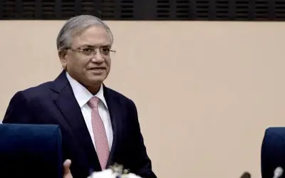चुनाव आयोग के कामकाज को चुनौती, सुप्रीम कोर्ट ने अंतरिम रोक से किया इनकार