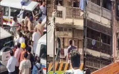 54 वर्षीय शख्स ने दक्षिण मुंबई में पड़ोसियों की हत्या की