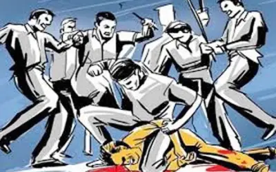 असिस्टेंट पुलिस इंपेक्टर के भाई को मुंबई में नाराज़ भीड़ ने मार डाला