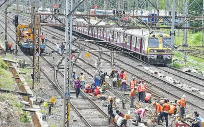 मुंबई में हार्बर और ट्रांस हार्बर रेल मार्ग पर 38 घंटों का मेगा ब्लॉक घोषित