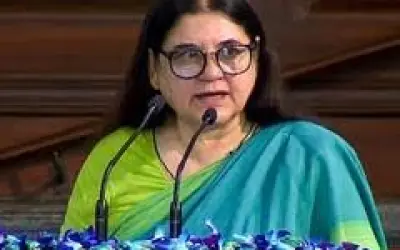 मेनका गांधी ने गांधी परिवार पर जमकर हमला बोला