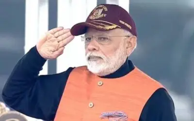 हमारे पड़ोसी देश को धूल चटाने में सेना को हफ्ते-दस दिन से ज्यादा समय नहीं लगता : पीएम मोदी