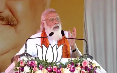 फूट डालना और राज करना कांग्रेस की नीति : पीएम मोदी