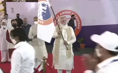 आजादी के अमृत महोत्सव के लिए पीएम मोदी ने पदयात्रा को दिखाई हरी झंडी