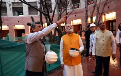 पीएम मोदी ने किया नए संसद भवन का औचक दौरा