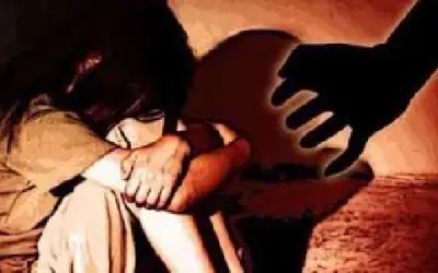 नाबालिग और मानसिक रोगी बच्ची के साथ छेड़छाड़ में बस ड्राइवर और खलासी गिरफ्तार