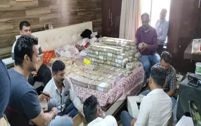 क्रिकेट बुकी के घर पर नागपुर पुलिस का छापा, 14 किलो सोना, 200 किलो चांदी, 17 करोड़ नकद बरामद