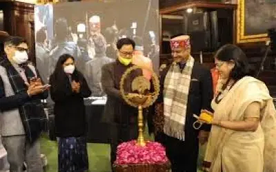 दुनिया के लिए आदर्श है भारत का लोकतंत्र : ओम बिरला