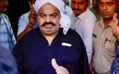 माफिया डॉन अतीक अहमद समेत तीन आरोपियों को आजीवन कारावास की सजा