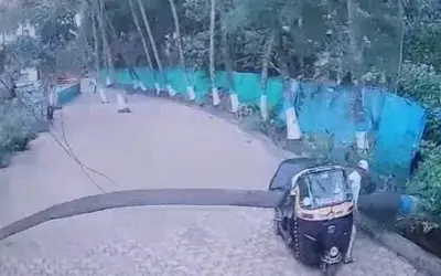 जाको राखे साइयां, मार सके न कोय