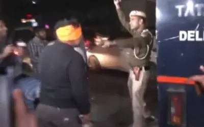 आफताब पूनावाला की वैन का पीछा करने वाले दो हमलावरों को 14 दिनों की न्यायिक हिरासत