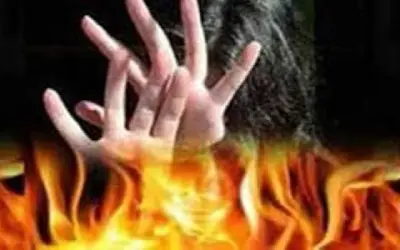 असफल प्रेमी ने प्रेमिका को ज़िंदा जलाया