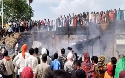 एक ही परिवार के छह सदस्यों की जिंदा जलने से मौत
