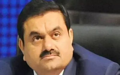 गौतम अडानी को लगा फिर बड़ा झटका