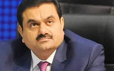 अडानी के तीन विदेशी फंडों के अकाउंट पर रोक