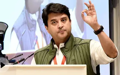 विश्व गुरु के रूप में भारत स्थापित होने जा रहा है : सिंधिया
