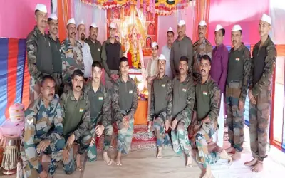 जम्मू-कश्मीर में 12 सालों से सेना के जवान मनाते हैं गणेशोत्सव