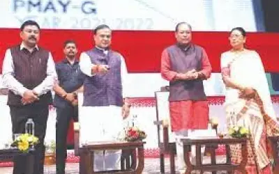 असम सरकार भूमिहीन परिवारों के लिए बनाएगी 1.3 लाख घर