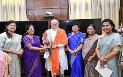 मुंबई की वर्सोवा सीट पर दिलचस्प हुई चुनावी लड़ाई