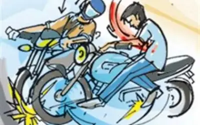 दो बाइकों की भिड़ंत में दो युवकों की मौत
