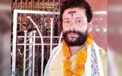 पुजारी की हत्या के बाद आरोपी को भीड़ ने मार डाला