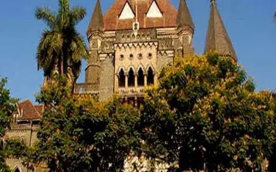 पालघर में साधुओं की हत्या की जनहित याचिका बॉम्बे हाईकोर्ट में दाखिल