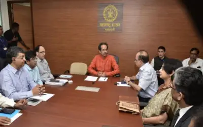 सीएम उद्धव ठाकरे ने पदभार संभाला