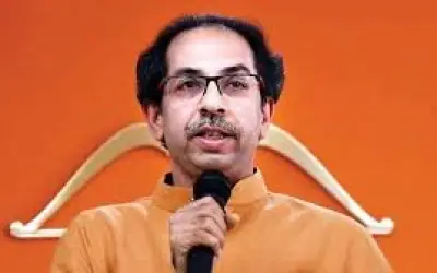दीपावली में ना कपड़े है ना पटाखे उद्धव ठाकरे साहब हमें जल्द मदद भेजिए