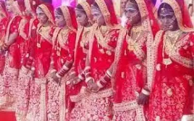 बीवी बिकती है बोलो खरीदोगे!