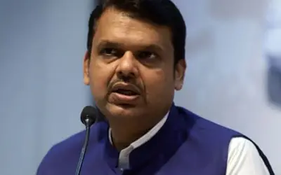 राज ठाकरे से मुलाकात की बात से फड़नवीस ने किया इंकार