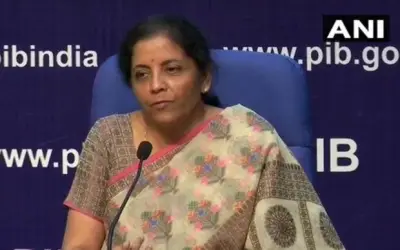 कई सरकारी बैंक का होगा विलय : सीतारमण