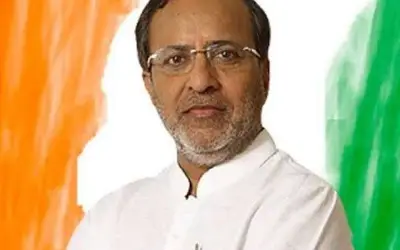 गुजरात कांग्रेस के नेता अर्जुन मोढवाडिया ने सभी पदों से दिया इस्तीफा