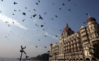 मुंबई विकास में लगेंगे 2 लाख करोड़