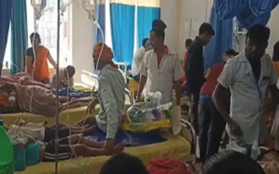 मज़े लेकर गोलगप्पा खाने वाले 40 लोग पहुंचे अस्पताल