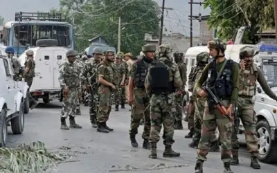 अनंतनाग आतंकी हमले में एक जवान शहीद, दो घायल, एक बच्चे की भी मौत