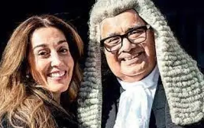 वरिष्ठ वकील हरीश साल्वे ने ब्रिटिश मूल की ट्रीना से रचाई तीसरी शादी