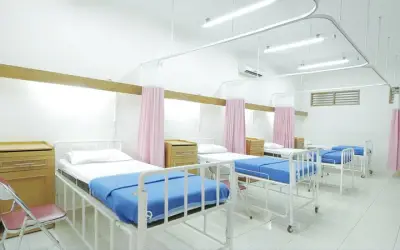 फर्जी डिग्री पर अस्पताल चलानेवाला गिरफ्तार