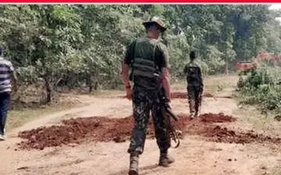 कॉन्स्टेबल ने अपने 5 साथियों को गोली मारकर खुद को भी उड़ाया