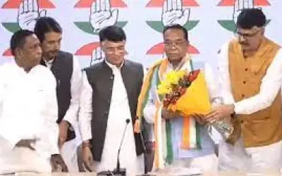 बीजेपी से टिकट कटने पर झारखंड में रामटहल चौधरी ने थामा कांग्रेस का हाथ