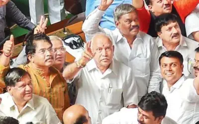 कर्नाटक: 17 बागी विधायक बीजेपी में होंगे शामिल, मिलेगी टिकट