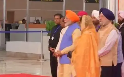 पीएम मोदी ने किया करतारपुर गलियारा देश को समर्पित
