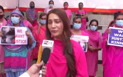 किन्नर माँ ट्रस्ट ने उठाई किन्नरों की आवाज़