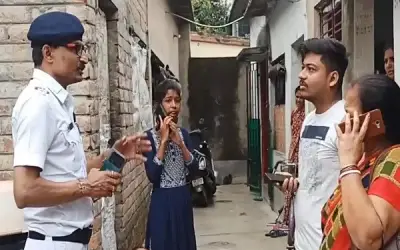 पति ने पत्नी की गला दबाकर हत्या की, फिर बच्चों के लिए नाश्ता बनाकर ट्यूशन भेजा और किया सरेंडर