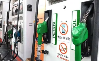 पेट्रोल डीज़ल की बढ़ती कीमतों के खिलाफ कोटा में कांग्रेस का प्रदर्शन