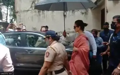 कंगना ने जावेद अख्तर मानहानि मामले में केस ट्रांसफर करने की उठाई मांग