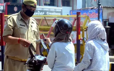 लॉकडाउन का नियम तोड़ने से होगी एक महीने की सज़ा