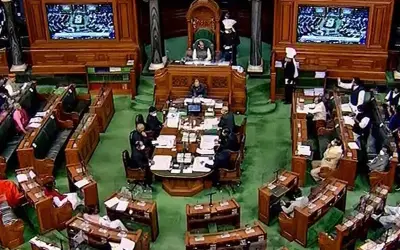 अविश्वास प्रस्ताव पर तत्काल चर्चा के लिए विपक्ष अड़ा, मानसून सत्र का सातवां दिन भी चढ़ा हंगामे की भेंट