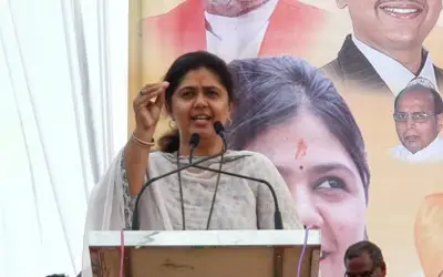 पंकजा मुंडे नहीं छोड़ेंगी बीजेपी,पंकजा ने किया भूख हड़ताल का ऐलान